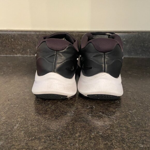 Nike Star Runner 3 Sneakers - Size 4.5Y - Picture 5 of 9